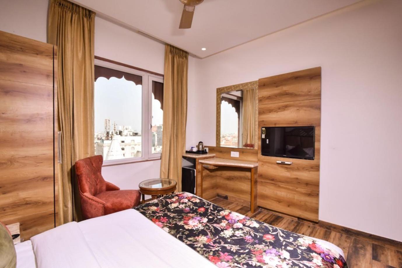Hotel Rv Golden أمريتسار المظهر الخارجي الصورة